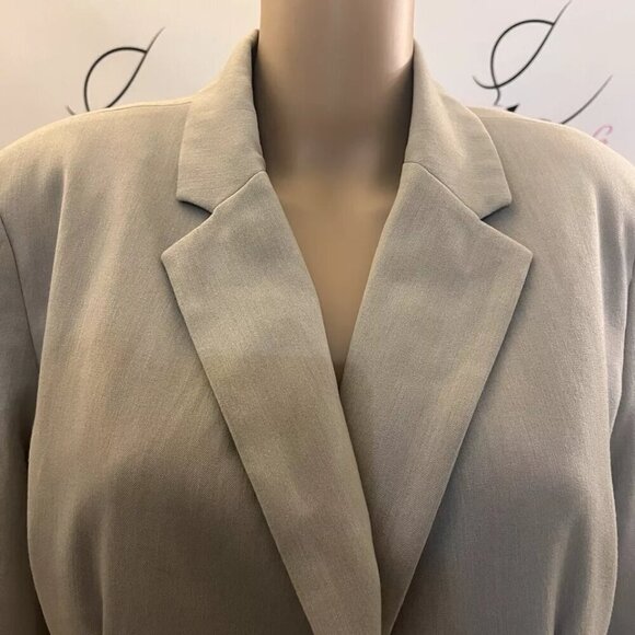 Merona. Sz 12. NWOT Tan Lined Button Front Long Sleeve Professional Jacket DD - Picture 2 of 9
